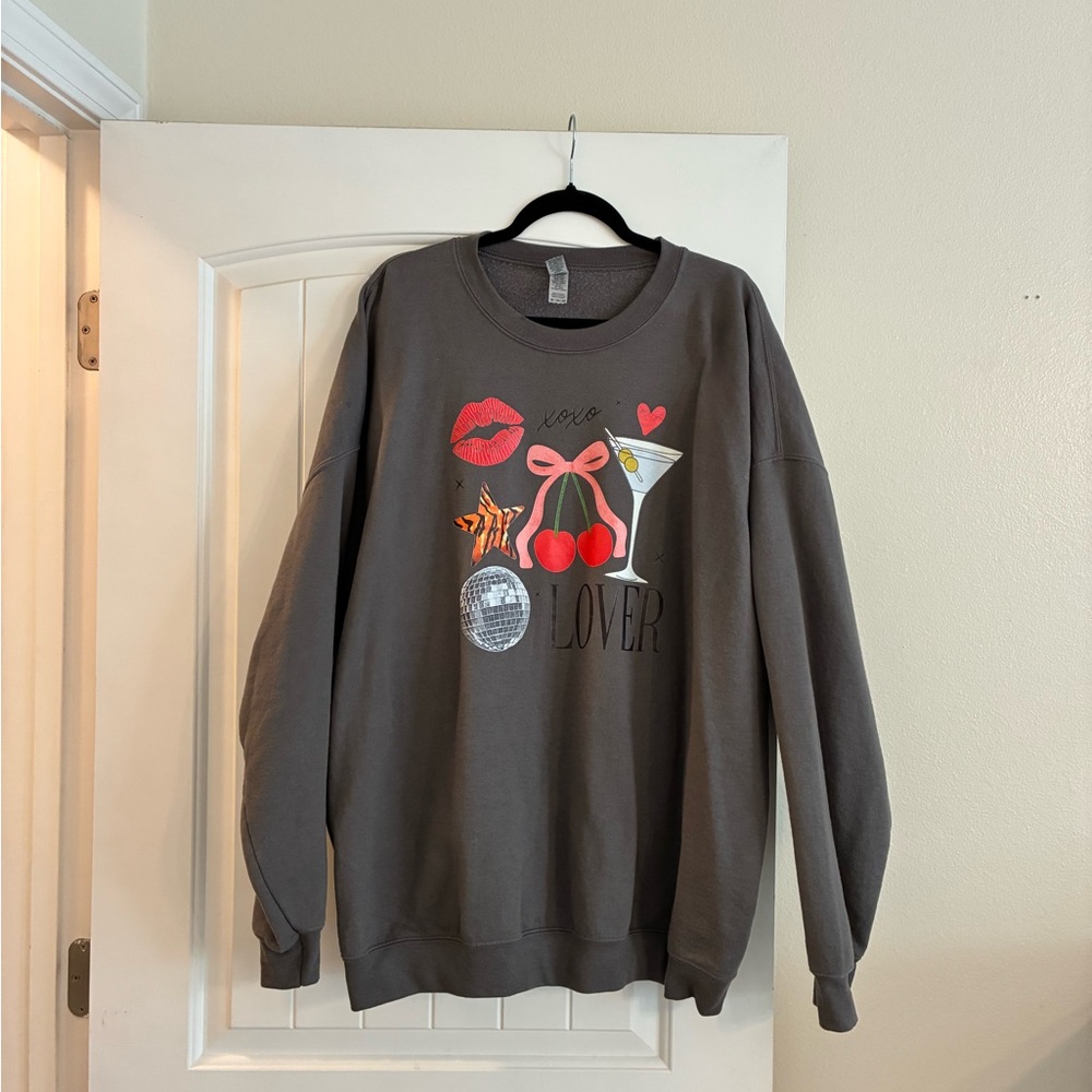 Gildan Heavy Blend Crewneck Sweatshirt - Charcoal Gray